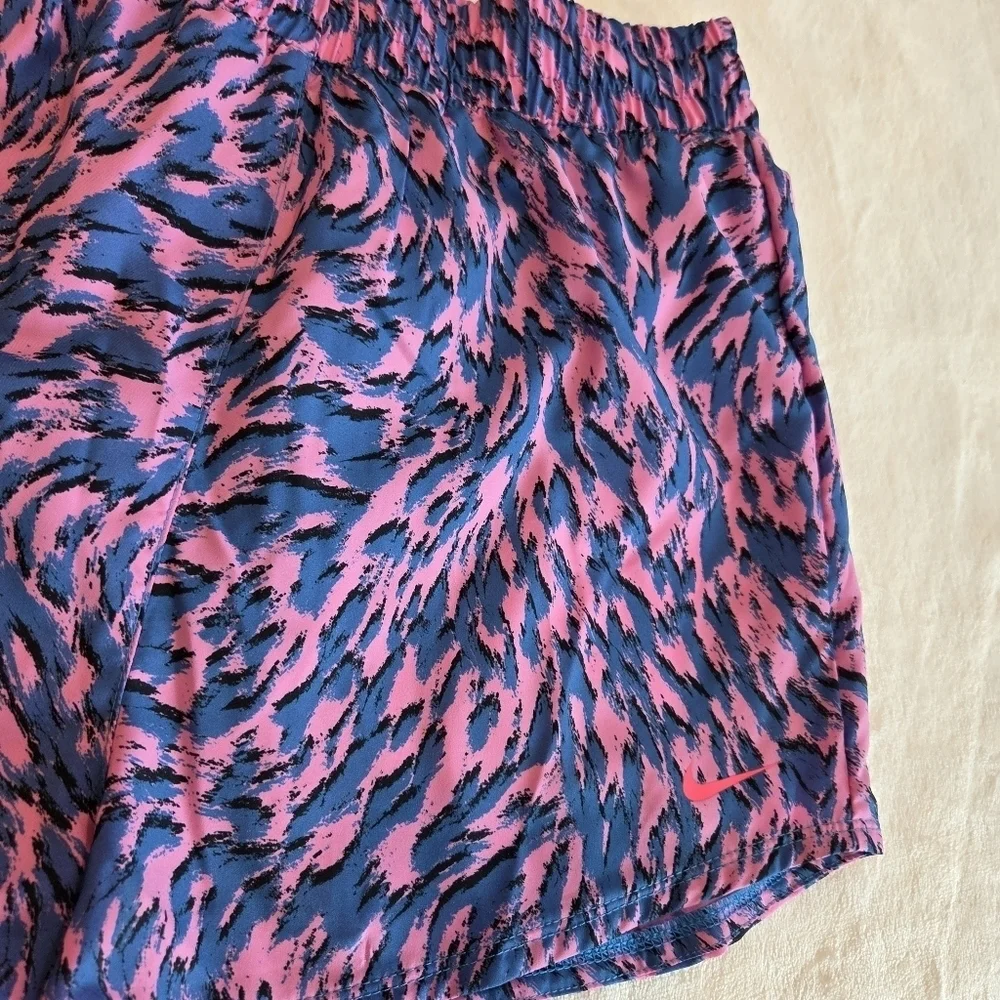 Nike One Kids' Training Shorts - Pink & Blue Animal Print - Size Large Dri-Fit